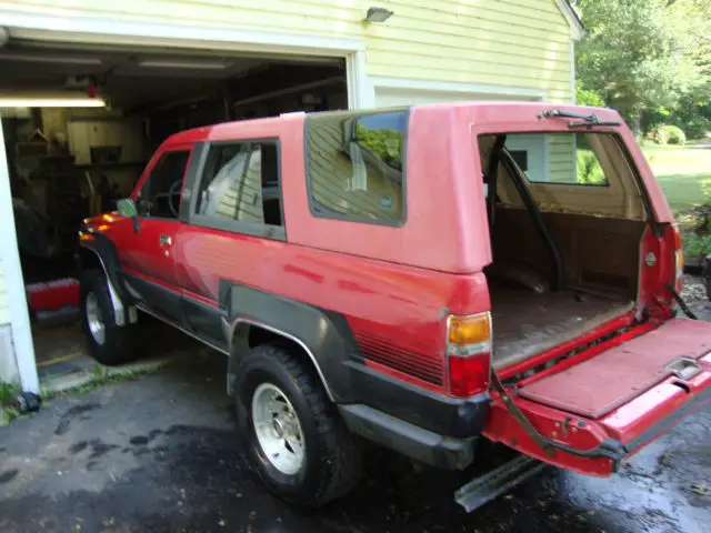 1986 toyota 4runner 4x4 auto 22re efi -80k on mew engine.200k on vehicle