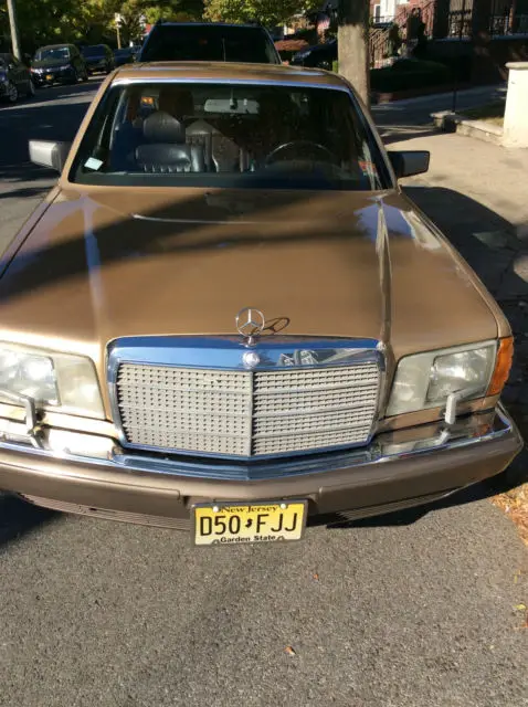 mercedes benz 560sel v8 great condition!!