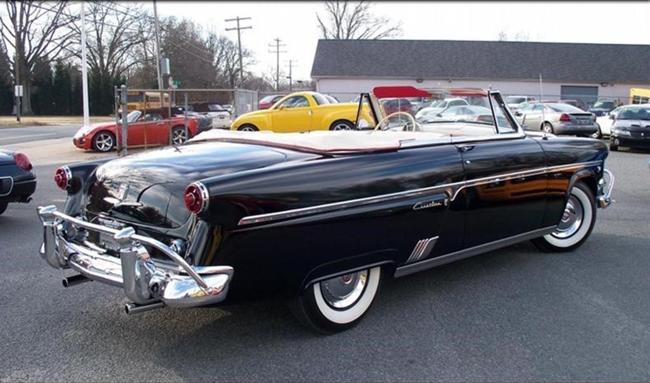 1954 ford crestliner
