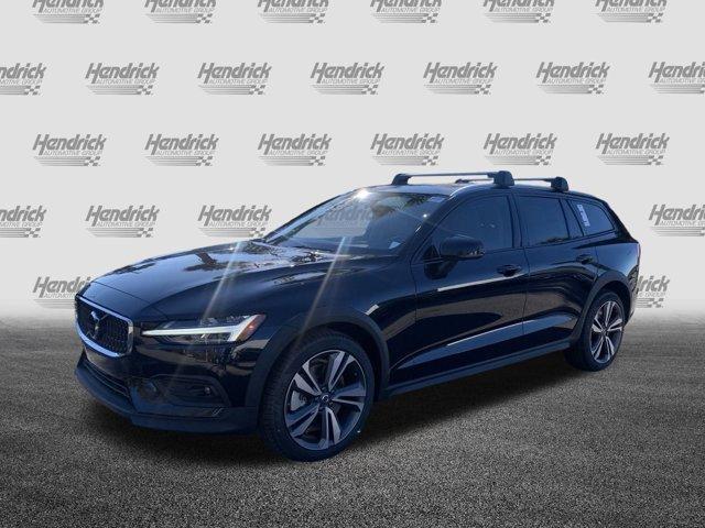 2024 volvo v60 cross country b5 plus