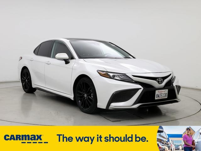 2021 toyota camry xse