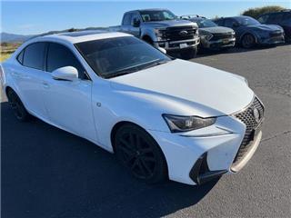 2017 Lexus IS base