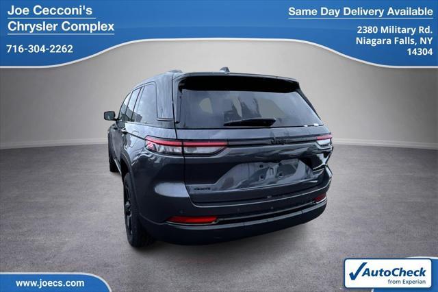 2022 jeep grand cherokee altitude