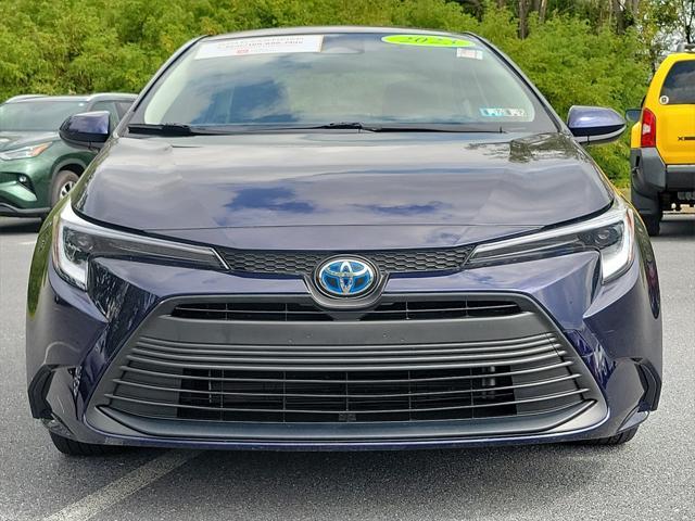 2023 toyota corolla hybrid le