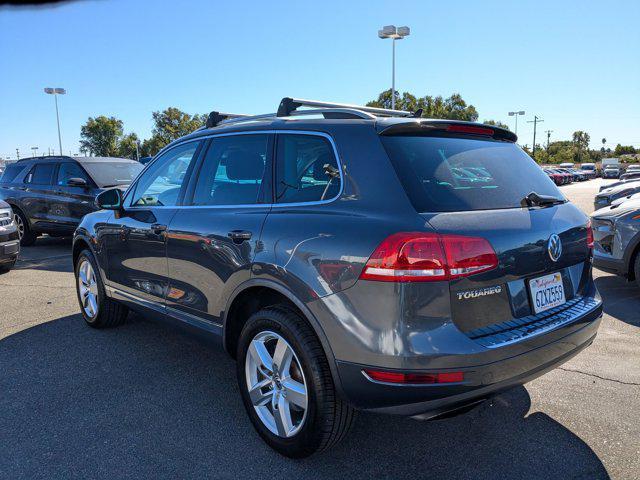 2013 volkswagen touareg vr6 lux