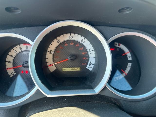 2012 toyota tacoma base
