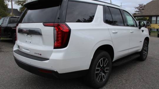 2024 GMC Yukon