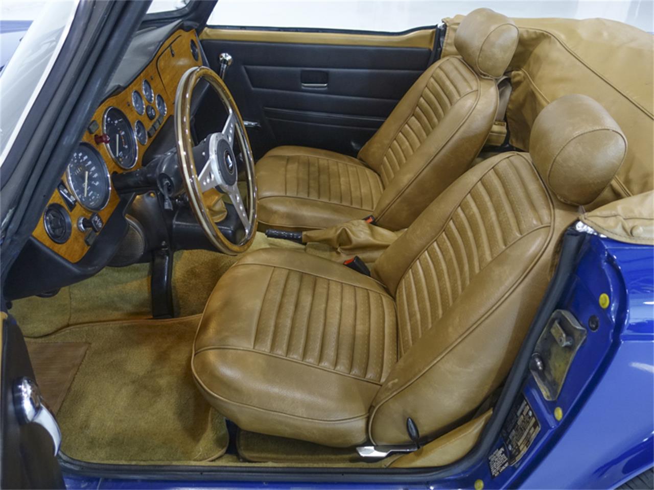 1976 triumph tr6