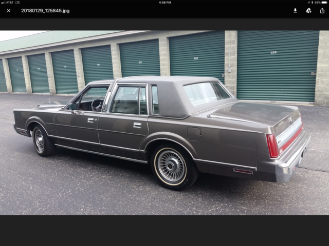 1988 lincoln continental town car