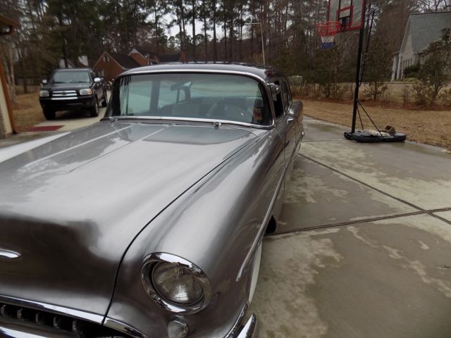 1955 oldsmobile 88 custom cruiser<<>>bare metal<<>>street rod<<>>air suspension