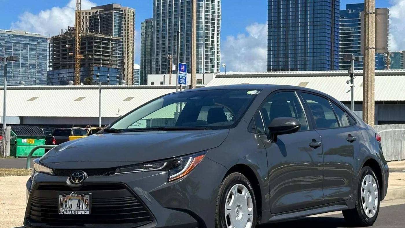 2024 toyota corolla le