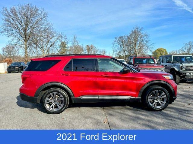 2021 ford explorer xlt