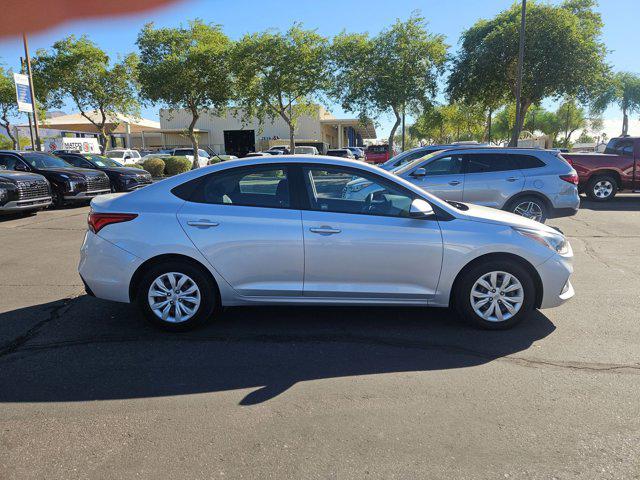 2021 hyundai accent se