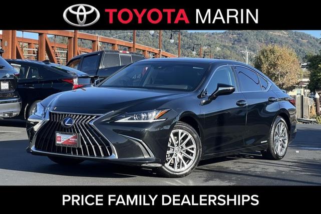 2022 lexus es 300h base
