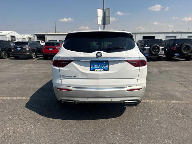 2022 buick enclave premium