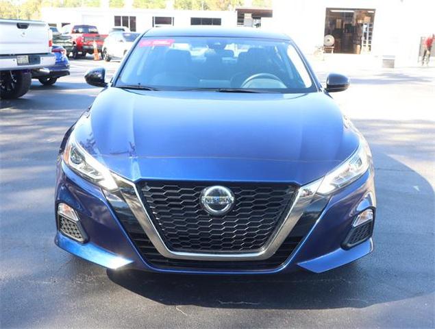 2021 nissan altima sr fwd