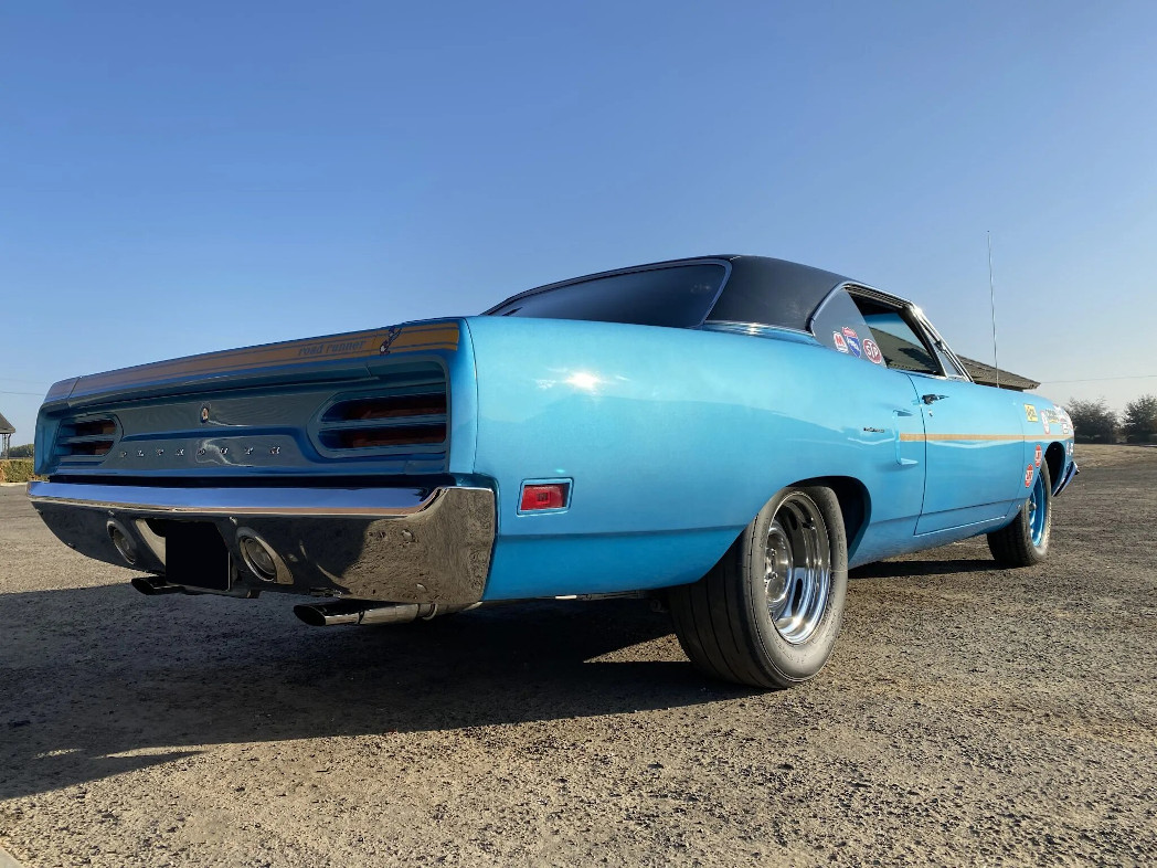 plymouth road runner