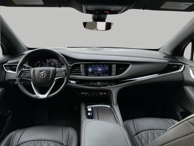2023 buick enclave avenir awd