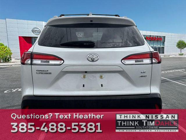 2023 toyota corolla cross le
