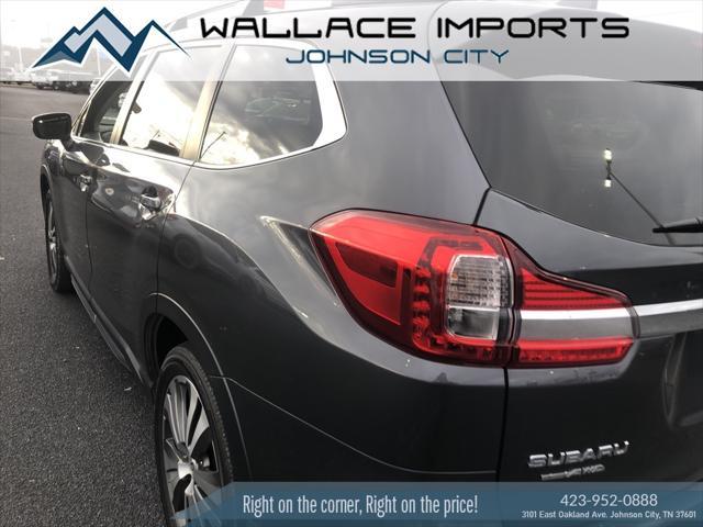 2022 subaru ascent limited 8-passenger