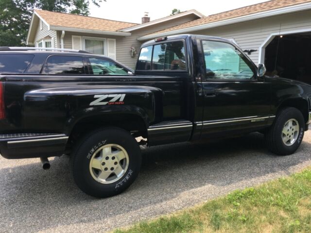 1994 z71 4x4, one owner, black, 155,000 miles, 5.7 liter, sportside