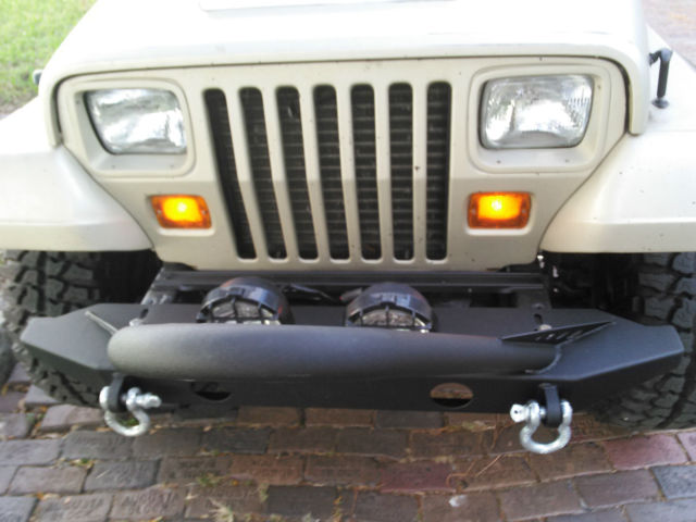 1992 jeep wrangler sahara sport utility 2-door 4.0l