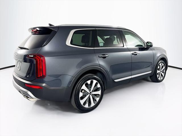 2022 kia telluride s