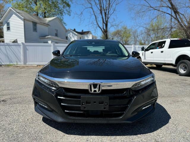 2018 honda accord touring 4dr sedan (1.5t i4)
