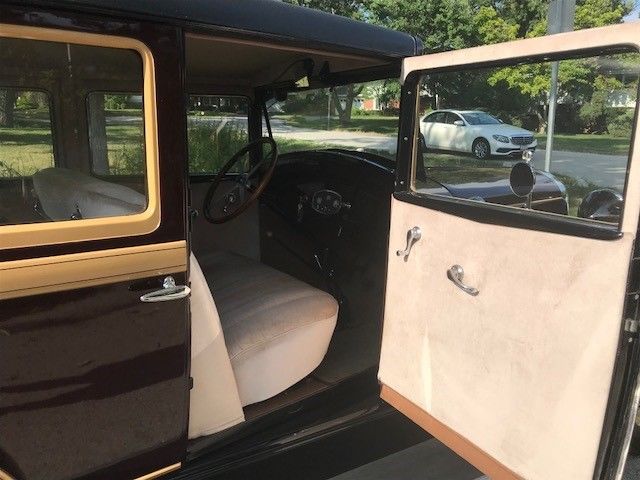 willys overland whippet deluxe sedan
