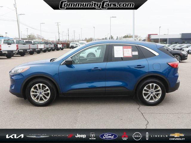 2022 ford escape se