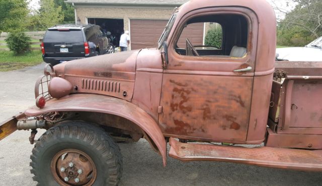 1940 dodge power wagon runs and drives!! winch bumper