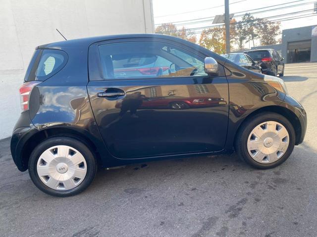 2013 scion iq base