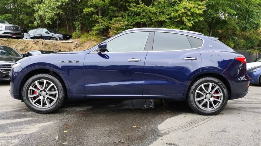 2017 maserati levante base