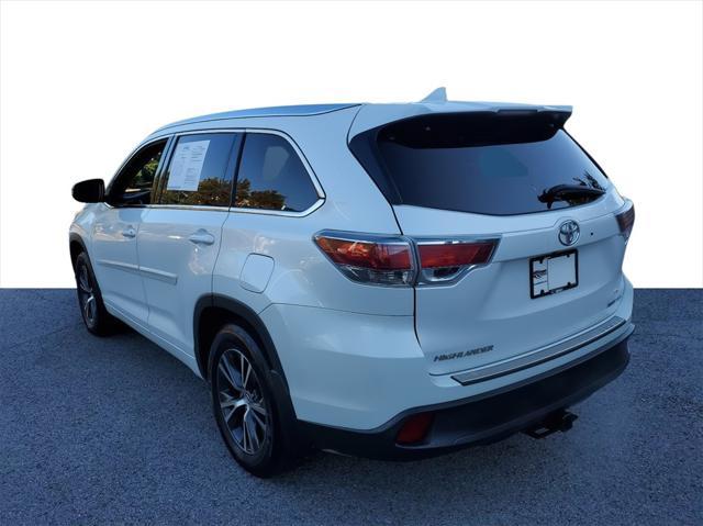 2016 toyota highlander xle