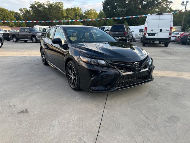 2021 toyota camry se