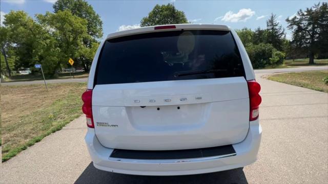 2020 dodge grand caravan se