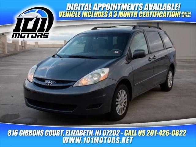 2010 toyota sienna xle
