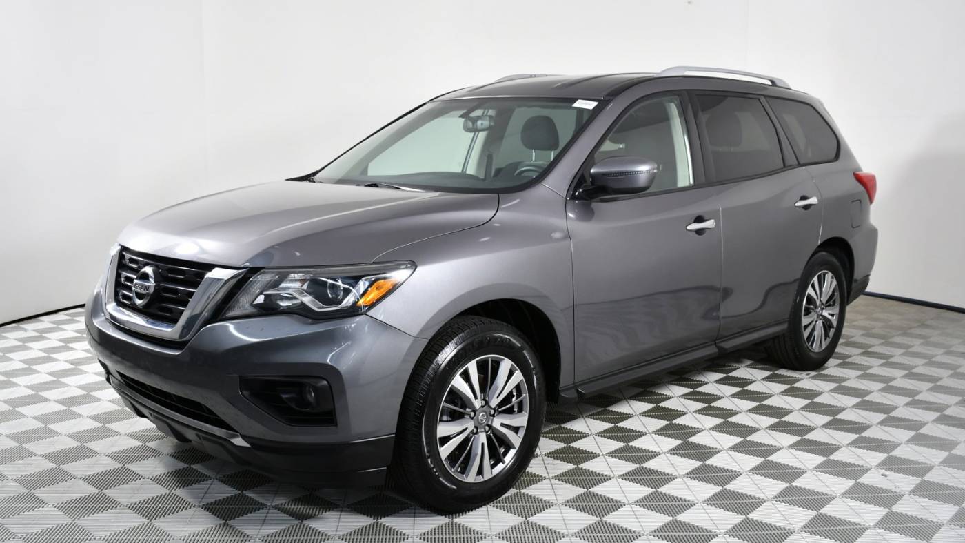 2019 nissan pathfinder sv