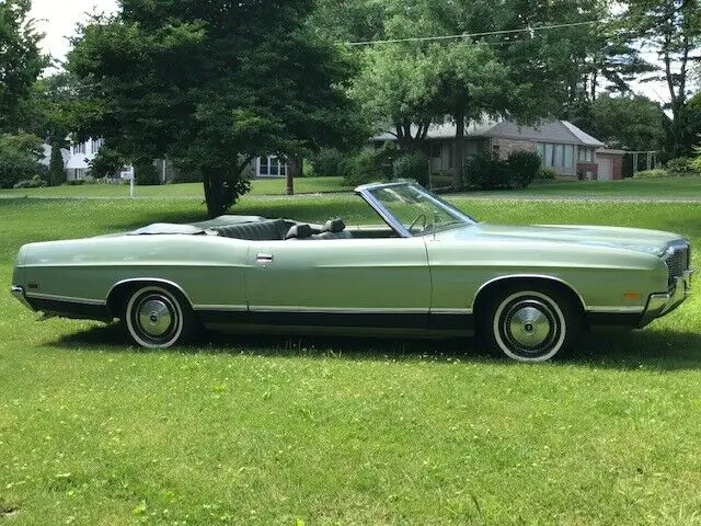 1971 ford ltd convertable (rare factory air )** no reserve**