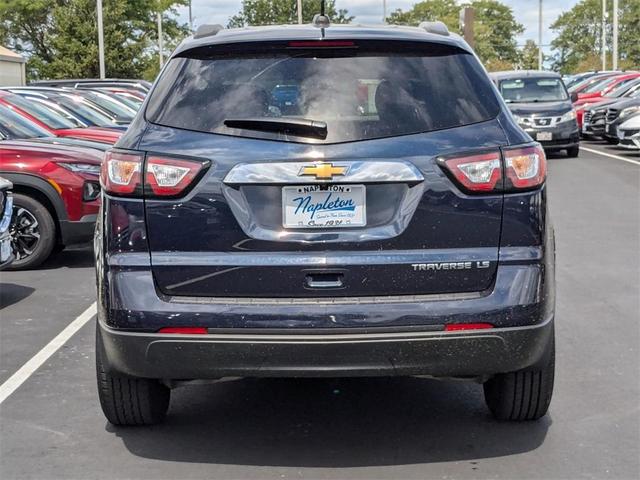 2016 chevrolet traverse ls