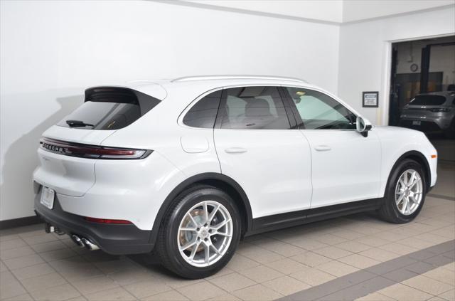2024 porsche cayenne base (tiptronic)