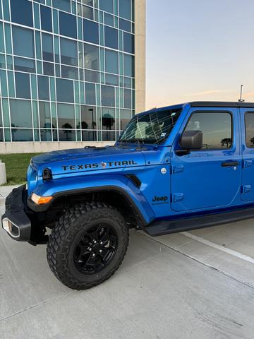 2022 jeep gladiator texas trail