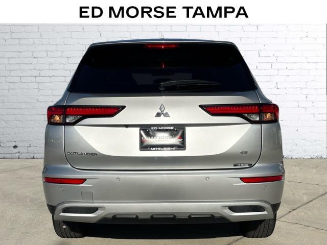 2024 mitsubishi outlander se