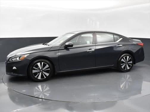 2022 nissan altima 2.5 sv in stockton, california