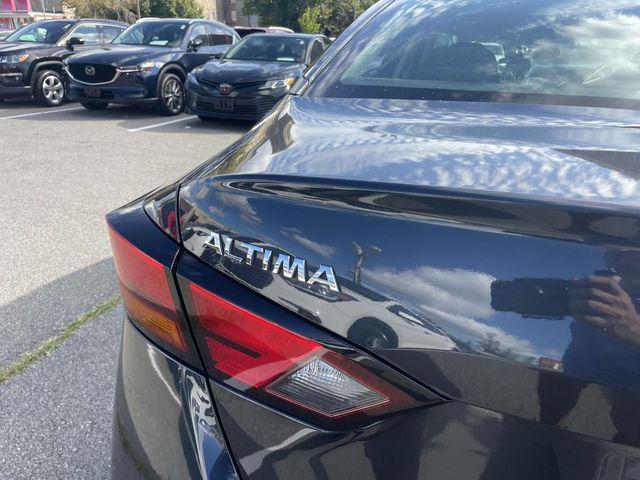 2022 nissan altima 2.5 sv