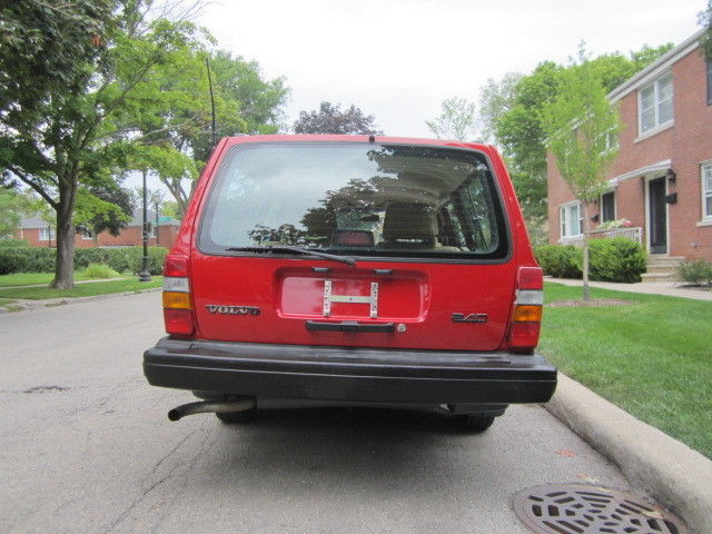1993 volvo wagon-pampered/updated/rust free. last year of this iconic model!