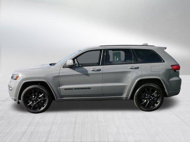 2022 jeep grand cherokee wk laredo