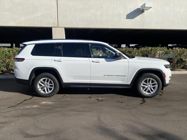 2022 jeep grand cherokee l laredo