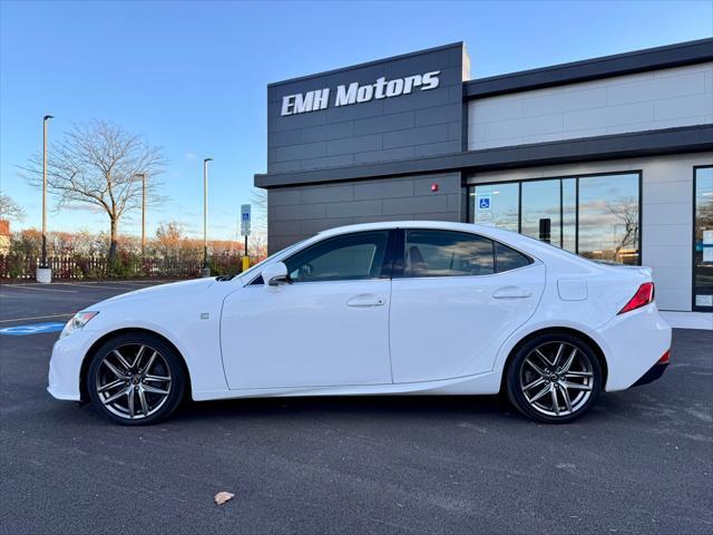 2016 lexus is 300 base