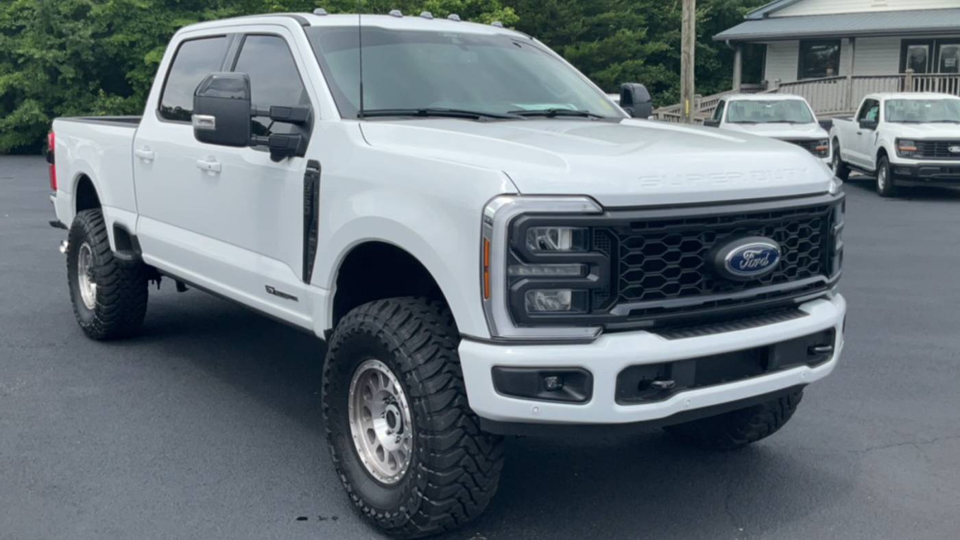 2024 ford f-250 super duty lariat